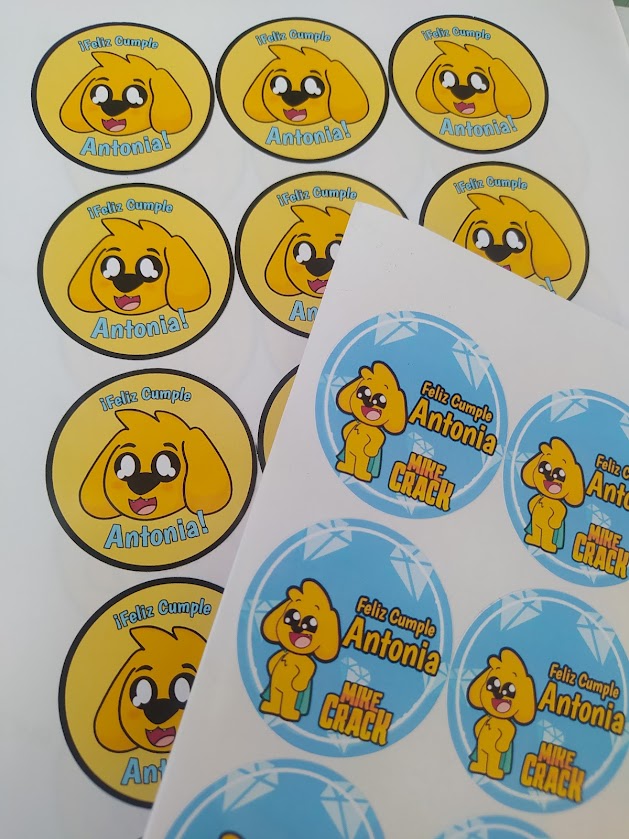 stickers cumpleaños personalizados